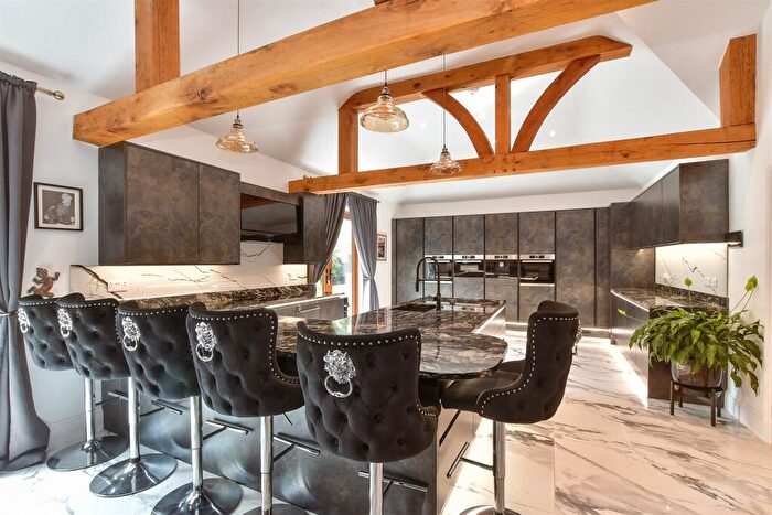 4 Bedroom Detached House For Sale In Sadlers Hill, Goodnestone, Canterbury, Kent, CT3