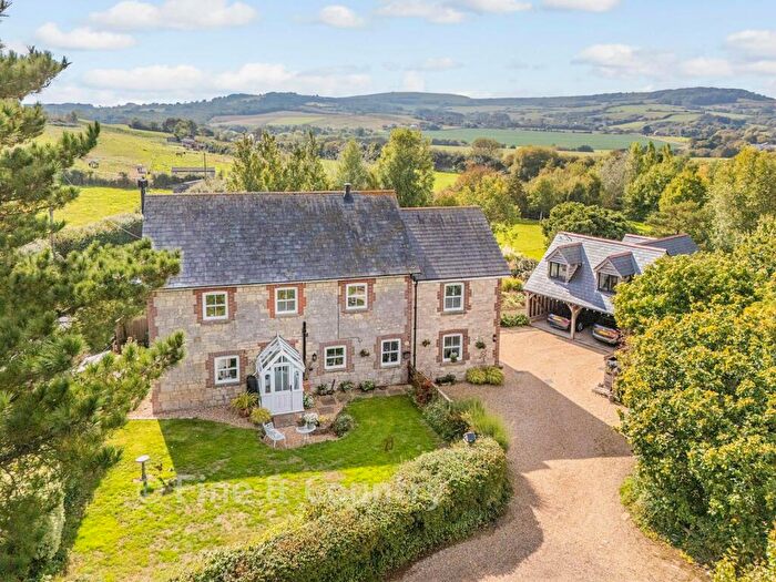 5 Bedroom Detached House For Sale In Godshill Road, Whitwell, Isle Of Wight, PO38