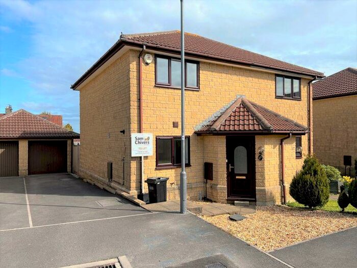 2 Bedroom Semi-Detached House To Rent In St. Juliens Close, Paulton, BS39