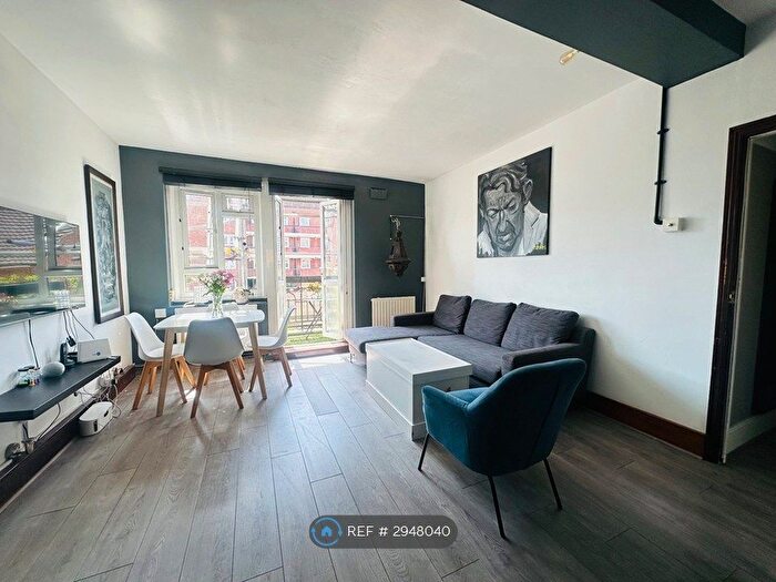 2 Bedroom Flat To Rent In Stockwell Road, London, SW9