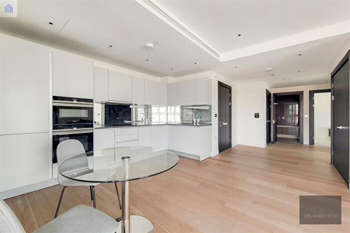 2 Bedroom Apartment To Rent In Cascade Court, Battersea, SW11