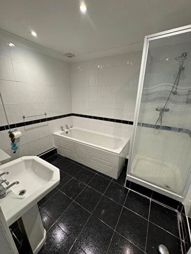 2 Bedroom Terraced House To Rent In Station Avenue, Southend-On-Sea, SS2