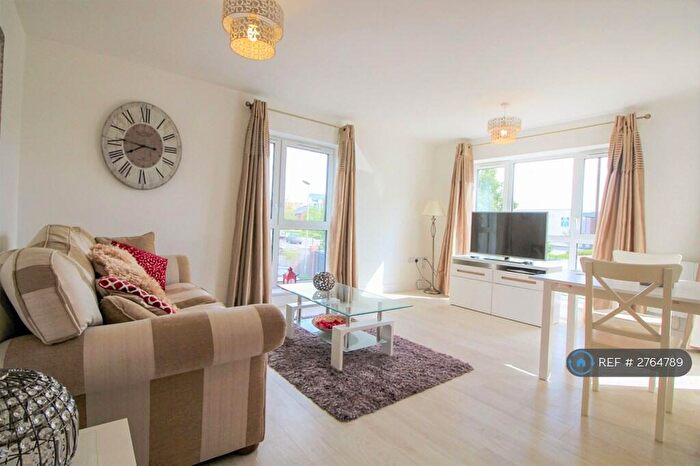 2 Bedroom Flat To Rent In Eniac View, Oakgrove, Milton Keynes, MK10