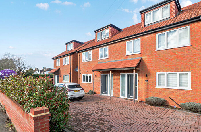 4 Bedroom Semi Detached House For Sale In Esher Road, Hersham, Walton On Thames, Surrey, KT12