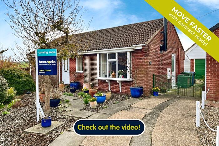 2 Bedroom Detached Bungalow For Sale In Thorndale Croft, Wetwang, Driffield, YO25