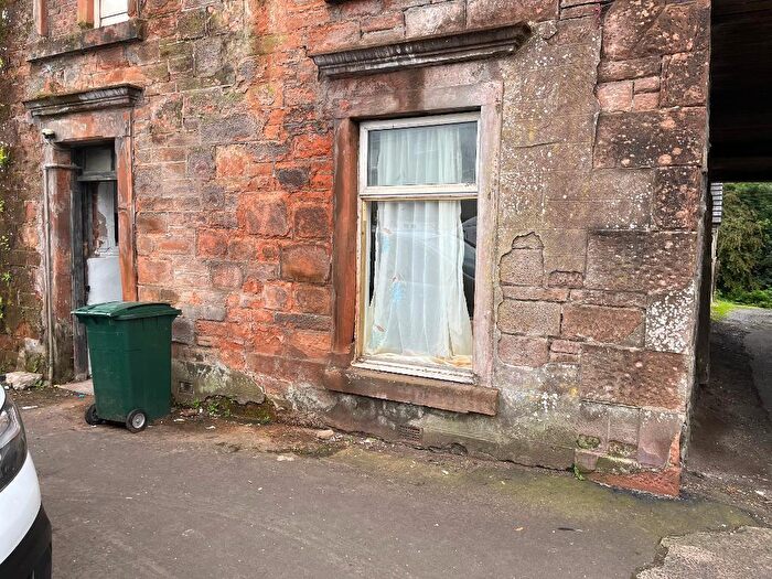 1 Bedroom Flat To Rent In East Main Street, Darvel, KA17
