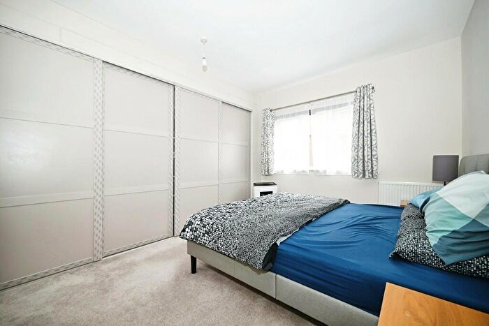 5 Bedroom Detached House To Rent In Windmill Close, Hillmorton, Rugby, CV21