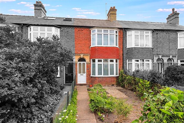 3 Bedroom Terraced House For Sale In Cherry Hinton Road, Cambridge, CB1