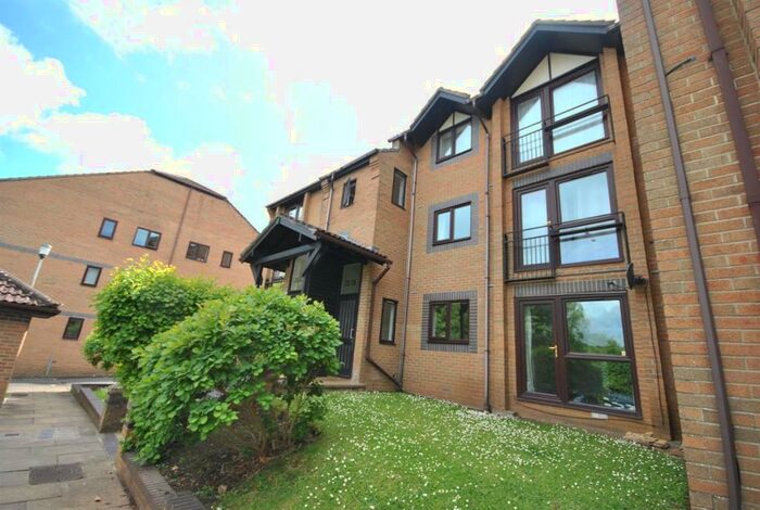 1 Bedroom Flat To Rent In Beaufort Heights, Bristol, BS5