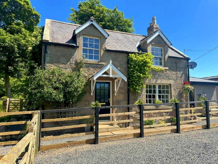 3 Bedroom Detached House For Sale In Swinton, Duns, TD11