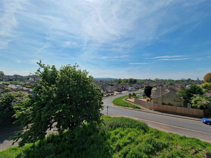 1 Bedroom Flat For Sale In Great Mead, Chippenham, SN15