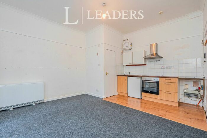 Studio To Rent In Arthur Road, Shirley, Southampton, SO15