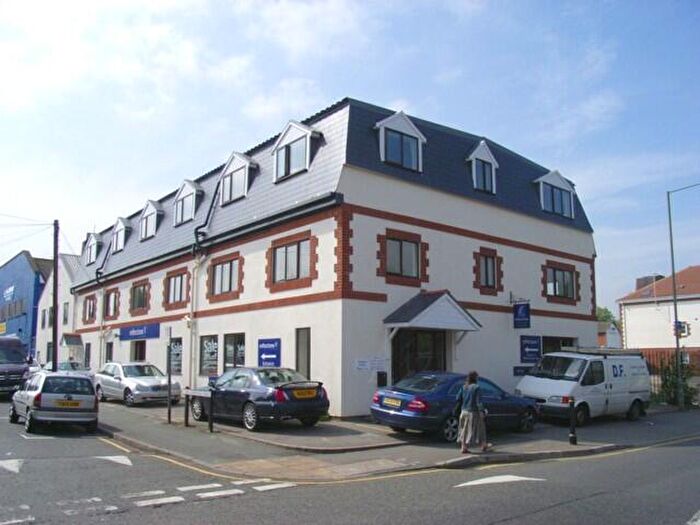 1 Bedroom Flat To Rent In Walton Road, Woking, GU21