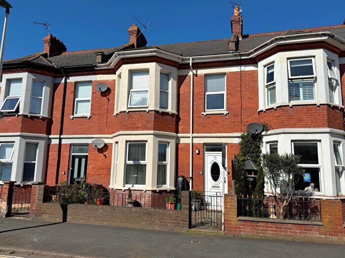 3 Bedroom Flat For Sale In Victoria Road, Exmouth, EX8