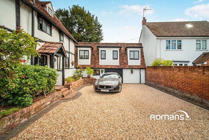 2 Bedroom Property To Rent In Barkham Road, Wokingham, RG41