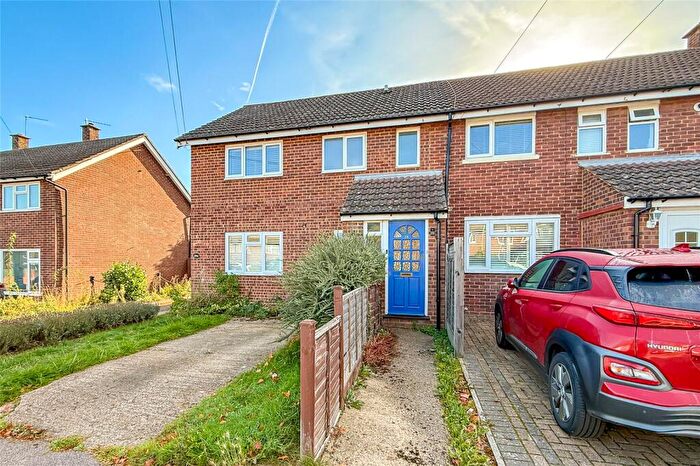 1 Bedroom Apartment For Sale In Furse Avenue, St. Albans, Hertfordshire, AL4