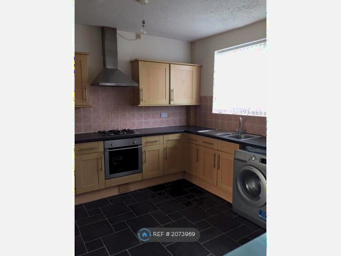 2 Bedroom Terraced House To Rent In Bamford Road, Wolverhampton, WV3