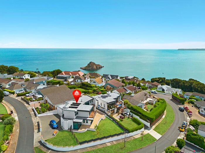 4 Bedroom Detached House For Sale In Whidborne Close, Torquay, TQ1