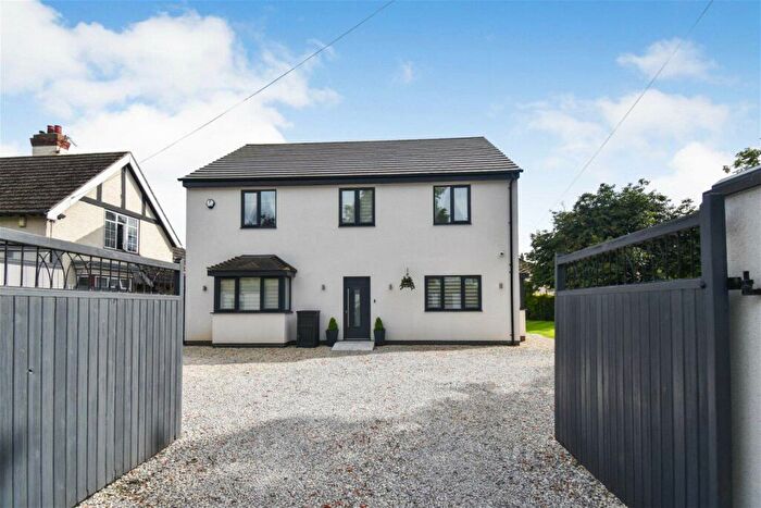 5 Bedroom Detached House For Sale In , DN20