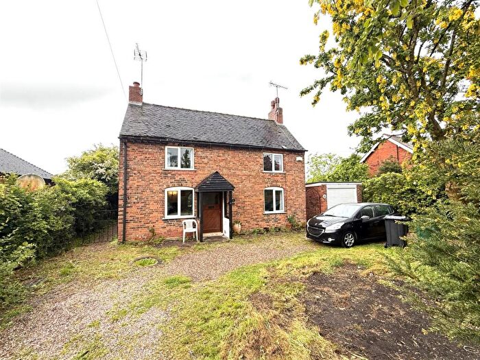 2 Bedroom Detached House For Sale In Uttoxeter Road, Foston, Derby, DE65