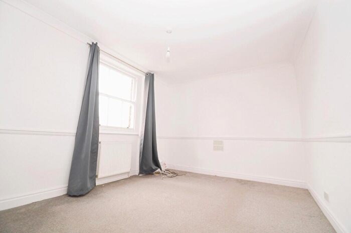 1 Bedroom Flat To Rent In Vicarage Park, London, SE18