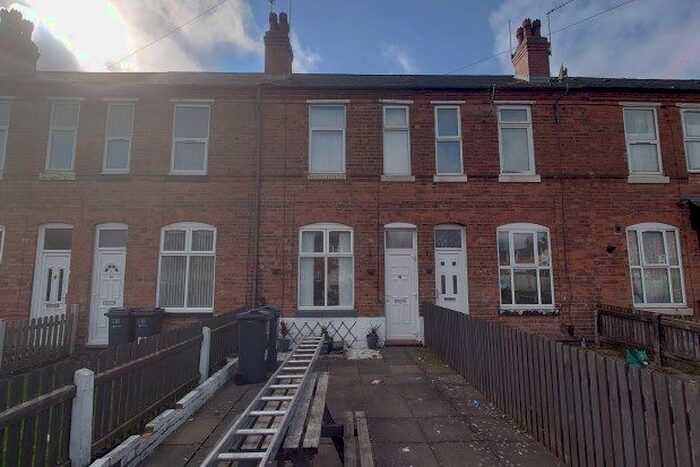 2 Bedroom Semi-Detached House To Rent In Trafalgar Grove, Birmingham, B25