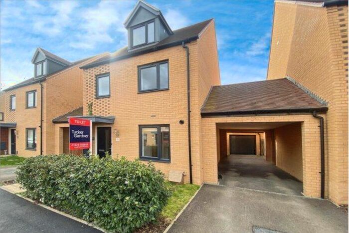 3 Bedroom Property To Rent In Caesar Way, Cambridge, CB24