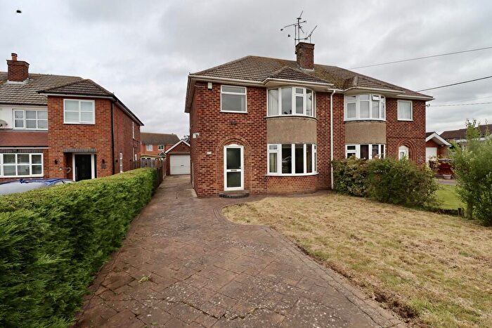 3 Bedroom Semi-Detached House For Sale In Station Road, Waddington, Lincoln, LN5