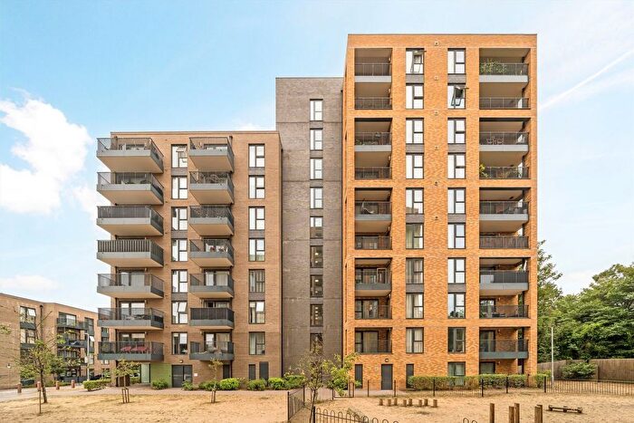 2 Bedroom Flat To Rent In Bowen Drive, Charlton, SE7