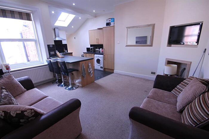 3 Bedroom Flat To Rent In Cavendish Road, Jesmond, Newcastle Upon Tyne, NE2