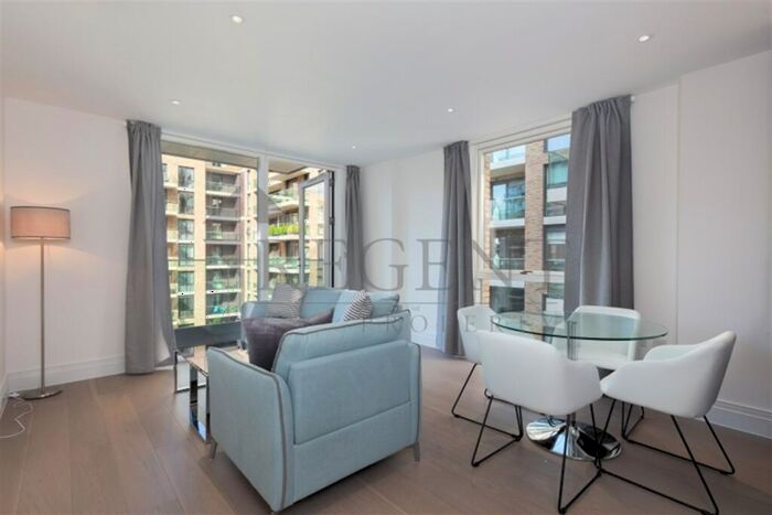 2 Bedroom Apartment To Rent In Hamond Court, Queenshurst Sq, KT2