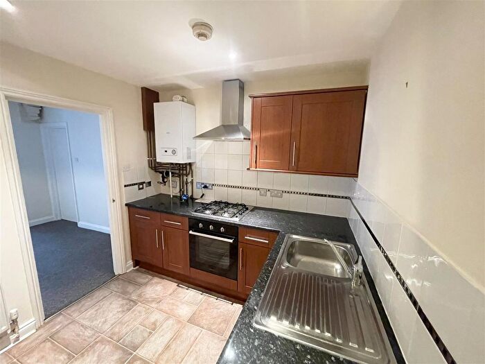 2 Bedroom Flat To Rent In Wellington Street, Kettering, NN16