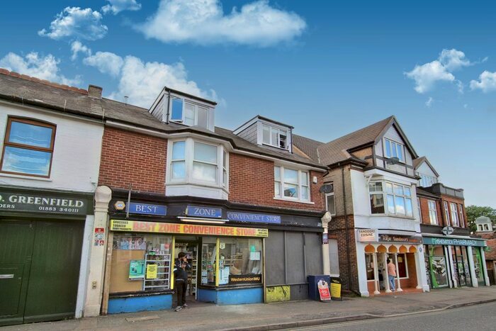 1 Bedroom Flat To Rent In High Street (), Caterham On The Hill, CR3