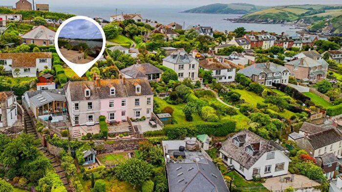 4 Bedroom End Of Terrace House For Sale In Providence Place, Polruan, PL23