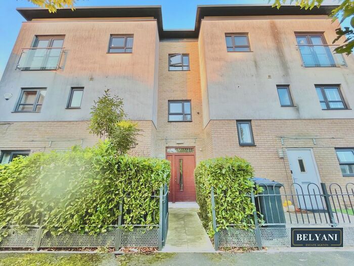 1 Bedroom Flat To Rent In Kempster Gardens, Salford, M7