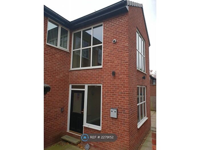 2 Bedroom Flat To Rent In Atlas Court, Brinsworth, Rotherham, S60