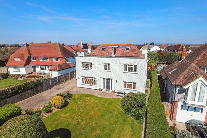 4 Bedroom Detached House For Sale In Sea Drive, Felpham, Bognor Regis, West Sussex, PO22
