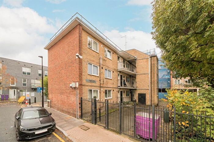 1 Bedroom Flat To Rent In Florida Street, Bethnal Green, E2