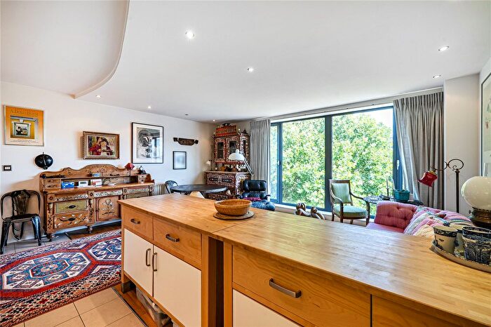 2 Bedroom Flat For Sale In Cluny Place, London, SE1