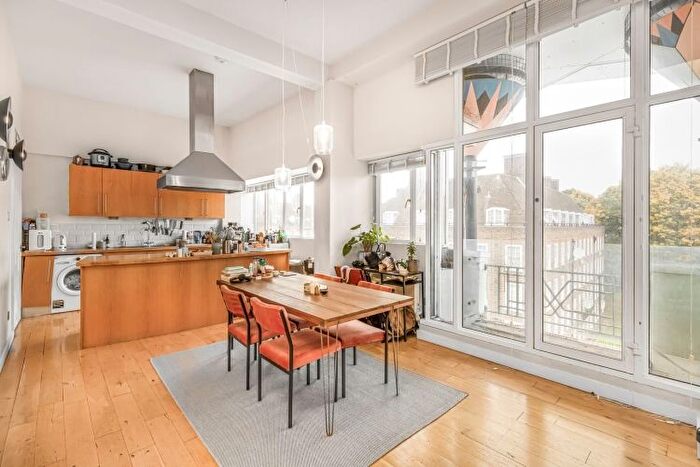 2 Bedroom Flat To Rent In Penfold Street, London, NW8