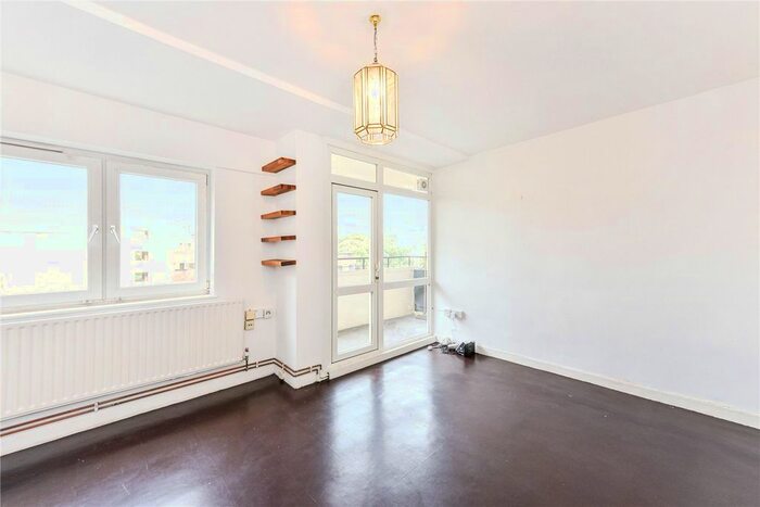 2 Bedroom Flat To Rent In Percival Street, London, EC1V