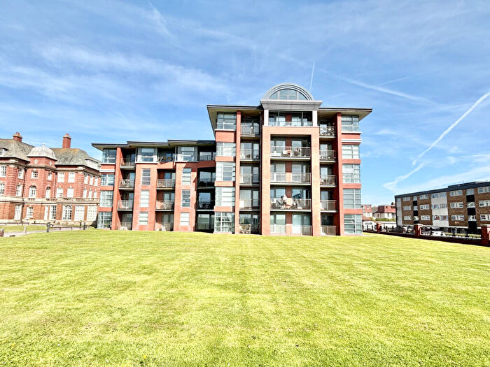 2 Bedroom Apartment For Sale In Admiral View, Queens Promenade, Bispham, FY2