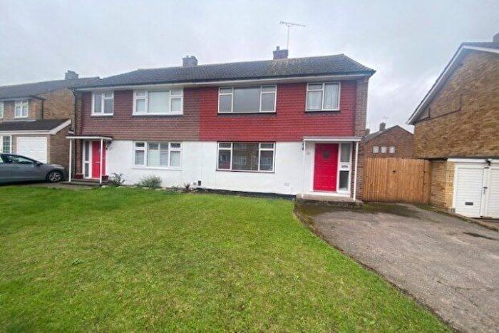 3 Bedroom Semi-Detached House To Rent In Salisbury Avenue, Swanley, BR8