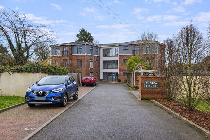 2 Bedroom Flat For Sale In Montgomery Avenue, Hemel Hempstead, HP2