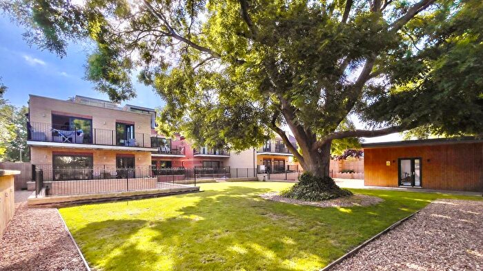 3 Bedroom Property To Rent In Gunnersbury Avenue, London, W5