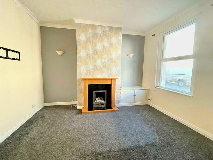 3 Bedroom Terraced House For Sale In Calverley Street, Preston, PR1