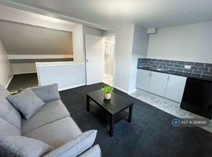 Studio To Rent In Whitehall Road, Leeds, LS12