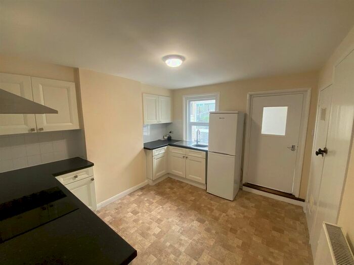 3 Bedroom Terraced House To Rent In Mill Street, East Malling, West Malling, ME19