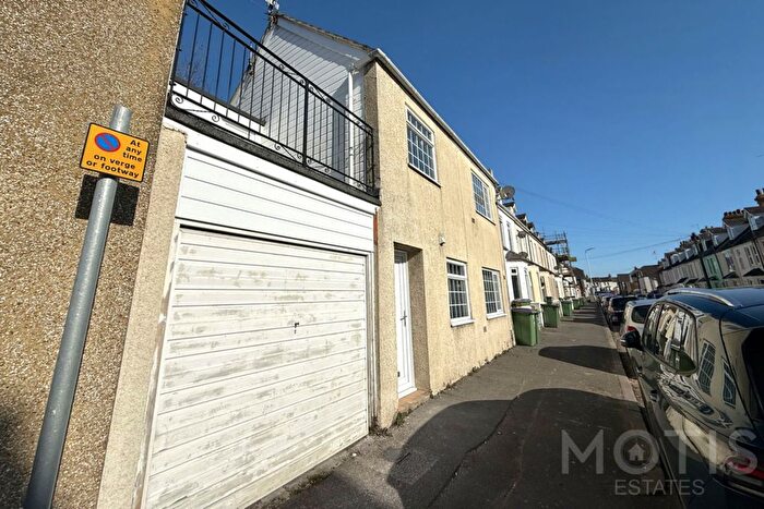 2 Bedroom Terraced House To Rent In Invicta Road, Folkestone, CT19