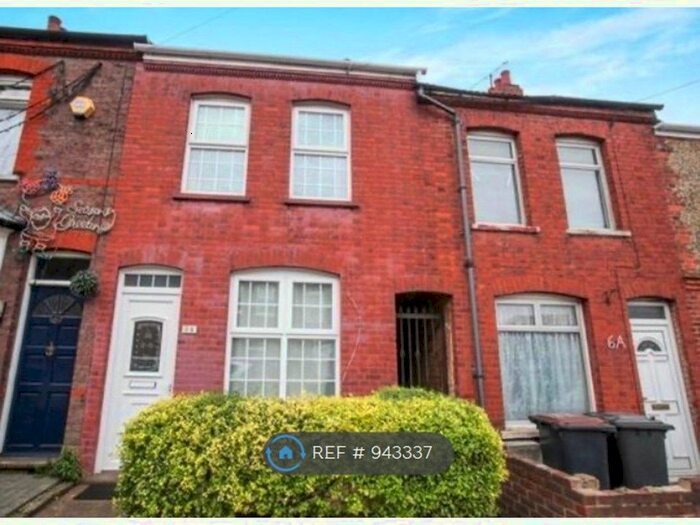 2 Bedroom Terraced House To Rent In Dane Road, Luton, LU3